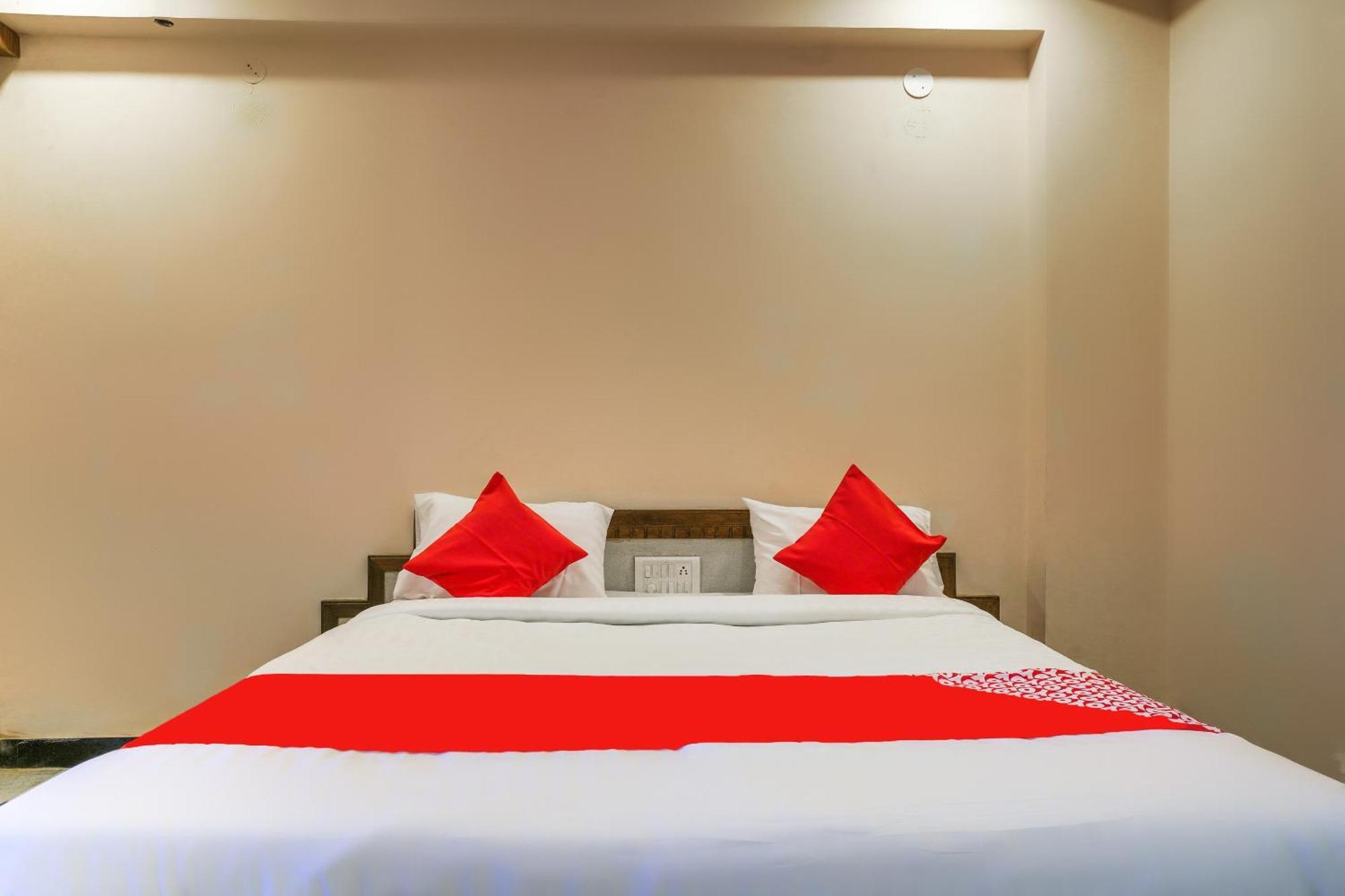 Hotel O Raja Residency Near Snow World Secundurabad Exterior photo